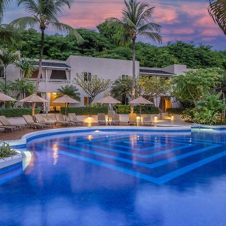Waves Resort & Spa, Barbados, An Autograph Collection All-Inclusive Resort Saint James Exteriör bild