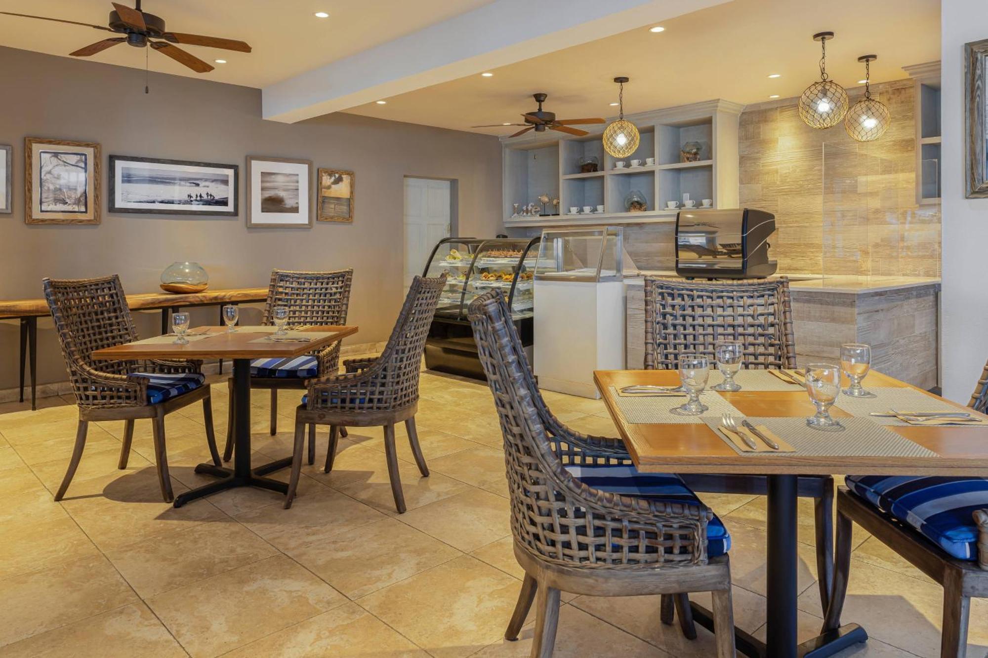 Waves Resort & Spa, Barbados, An Autograph Collection All-Inclusive Resort Saint James Exteriör bild