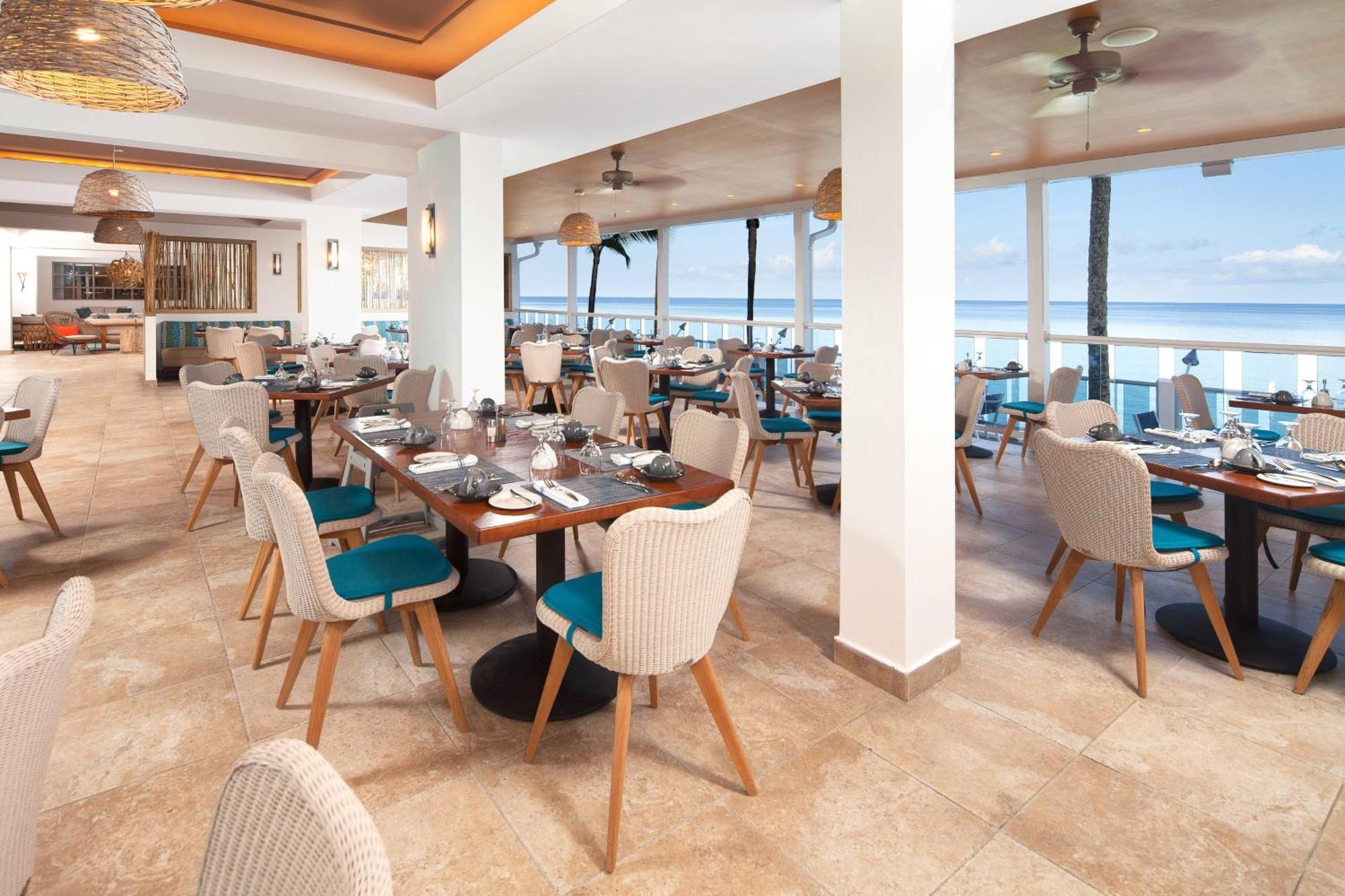 Waves Resort & Spa, Barbados, An Autograph Collection All-Inclusive Resort Saint James Exteriör bild