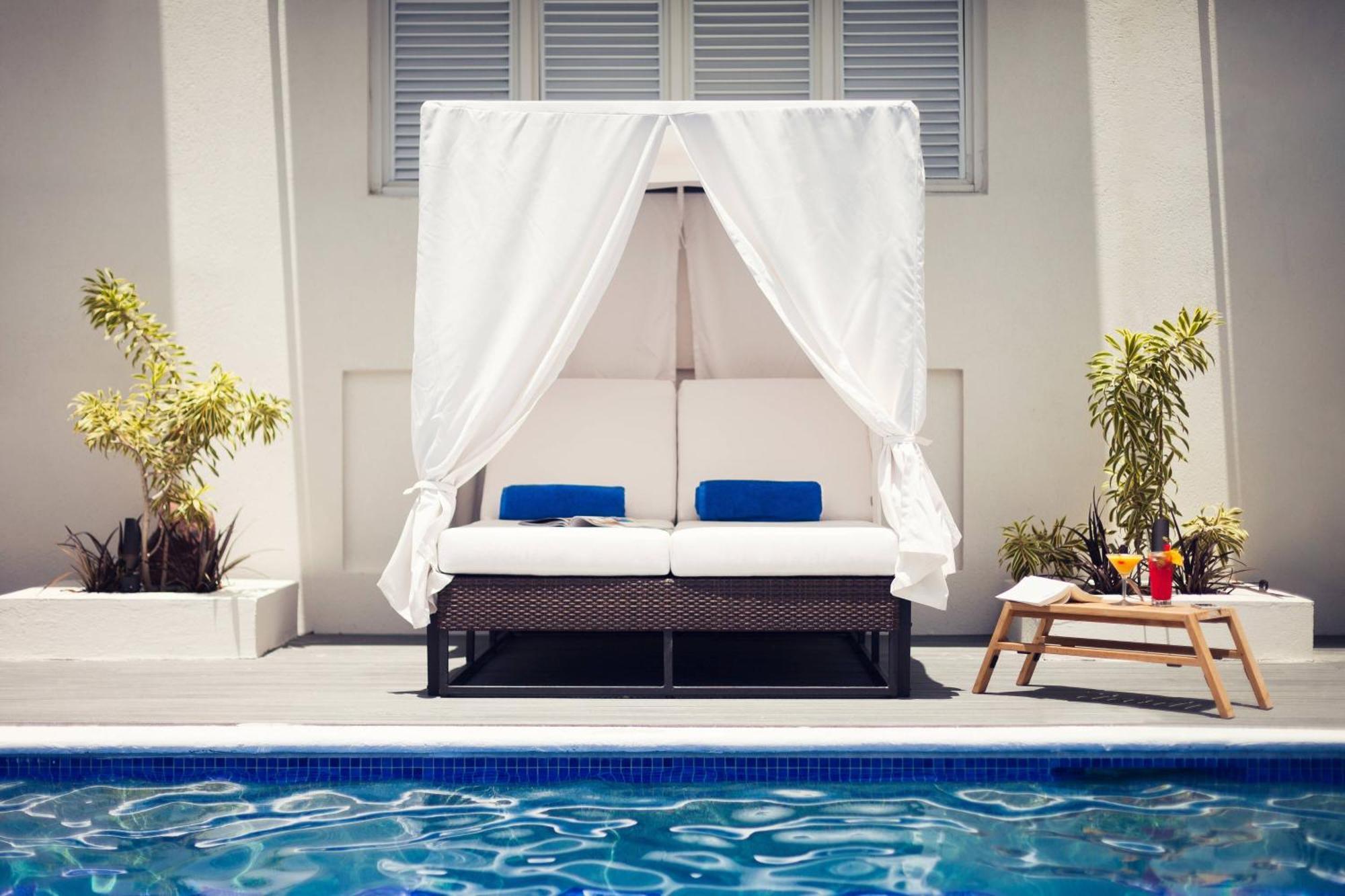 Waves Resort & Spa, Barbados, An Autograph Collection All-Inclusive Resort Saint James Exteriör bild