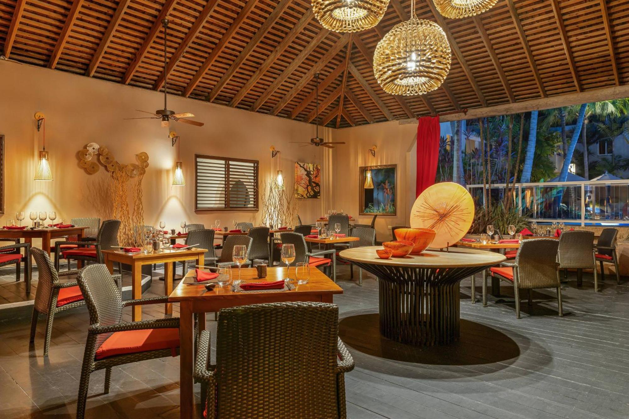Waves Resort & Spa, Barbados, An Autograph Collection All-Inclusive Resort Saint James Exteriör bild