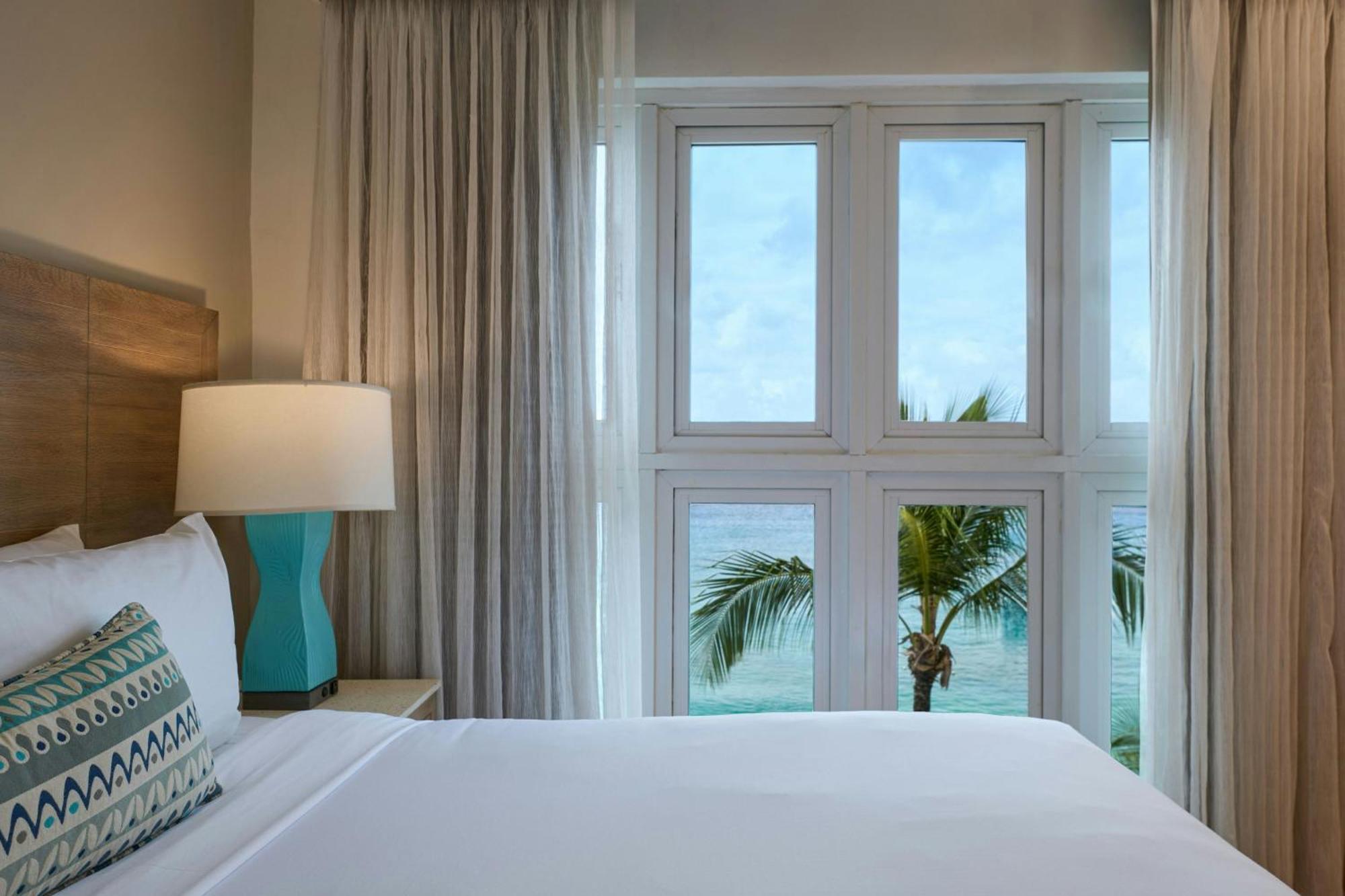 Waves Resort & Spa, Barbados, An Autograph Collection All-Inclusive Resort Saint James Exteriör bild
