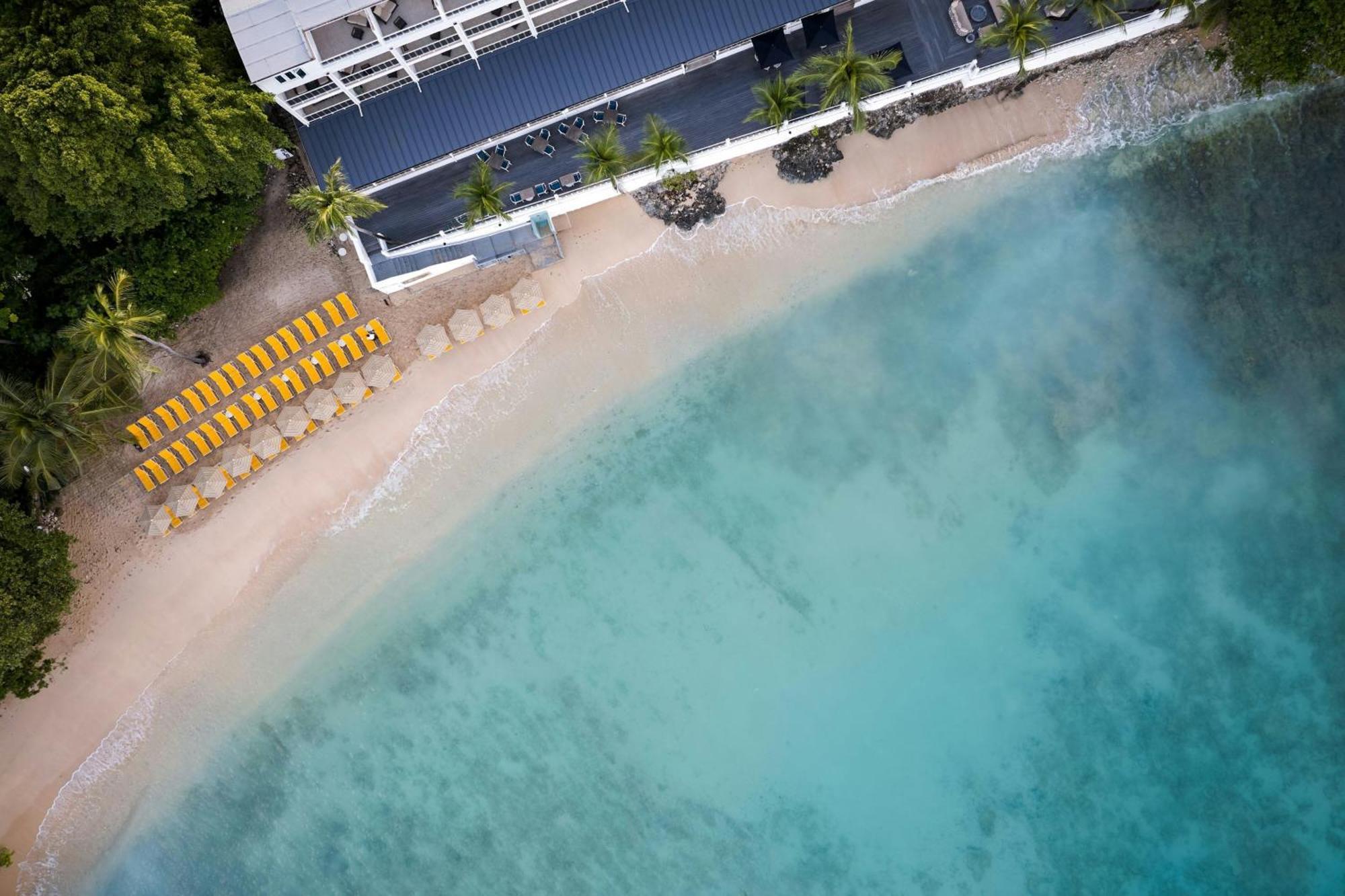 Waves Resort & Spa, Barbados, An Autograph Collection All-Inclusive Resort Saint James Exteriör bild